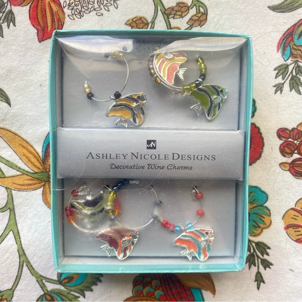 ASHLEY NICOLE Angelfish Decorative Wine Charms - Picture 3 of 5